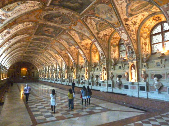 munich residenz _ antiquarium