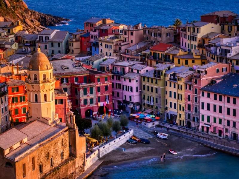 sunset tour in cinque terre