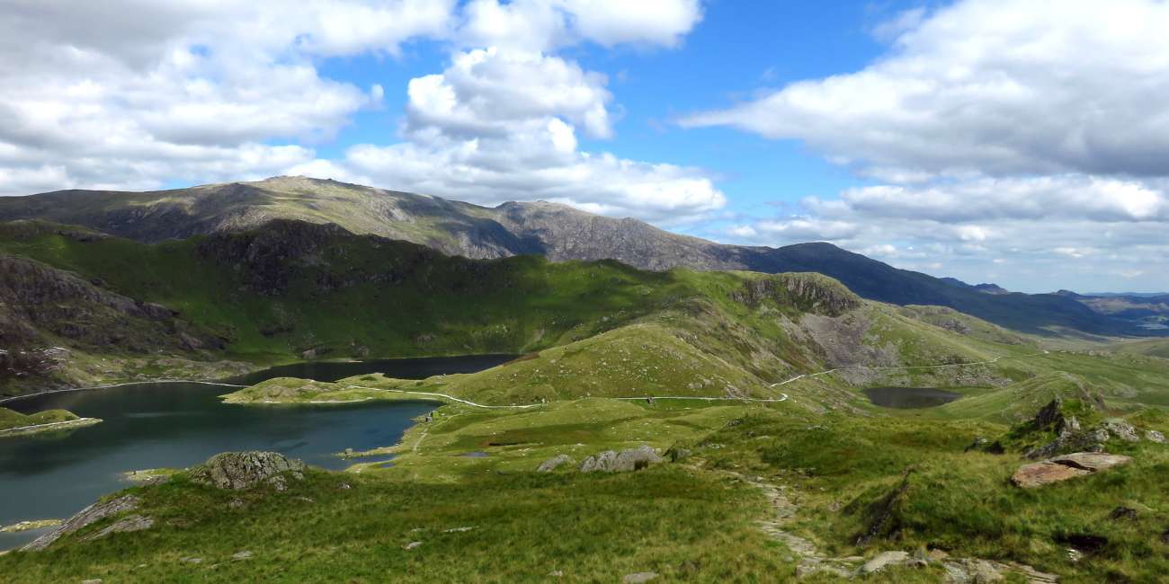 guide to climbing the 4 peaks in snowdonia