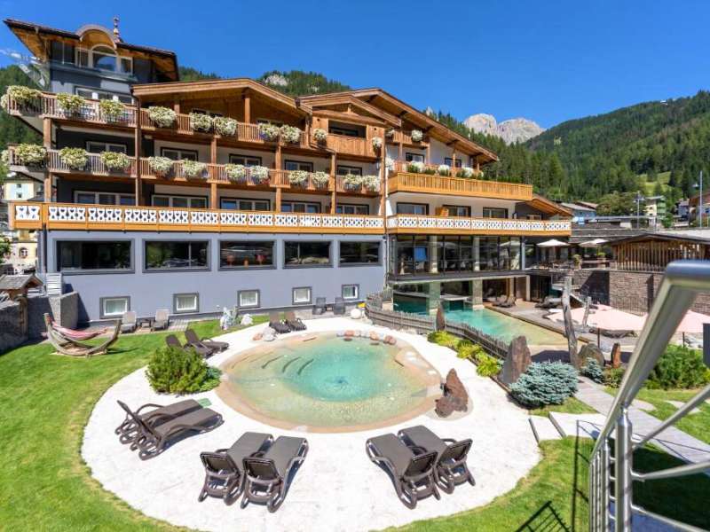 Croce Bianca Leisure & Spa Hotel in Dolomites Italy