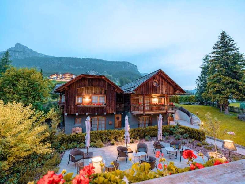 Sportony Mountain Lodges in Dolomites Italy