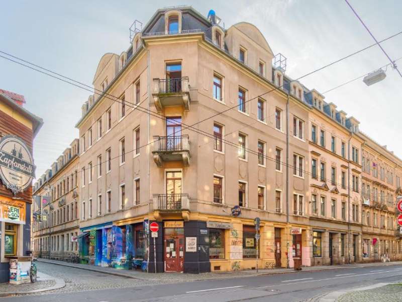 Lollis Homestay Hostel, one of the best hotels in Dresden, Germany