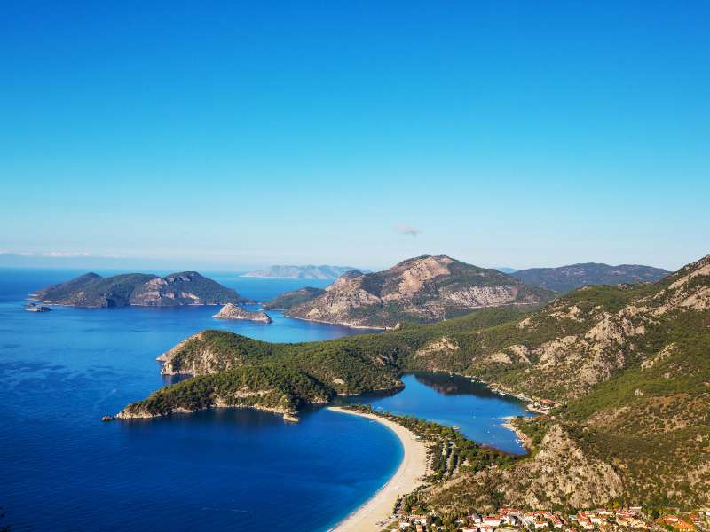 where to hike in Europe in October