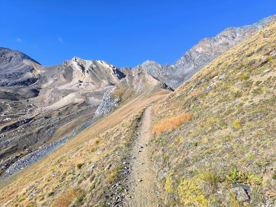 The trail near the Col du Lauson on the Gran Paradiso hiking tour in the Italian Alps