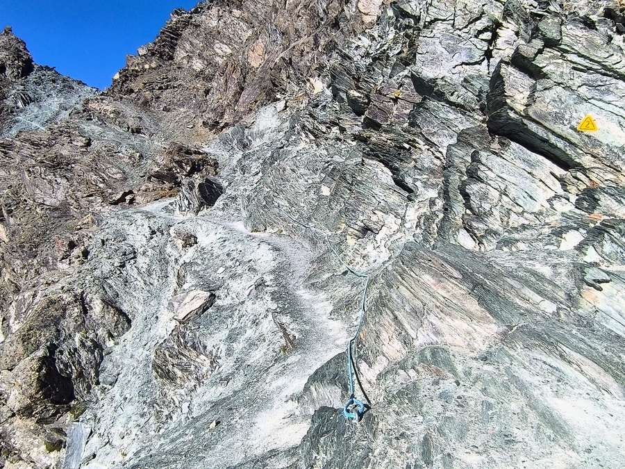 The short fixed-rope section below the Col du Lauson on the Gran Paradiso hiking tour